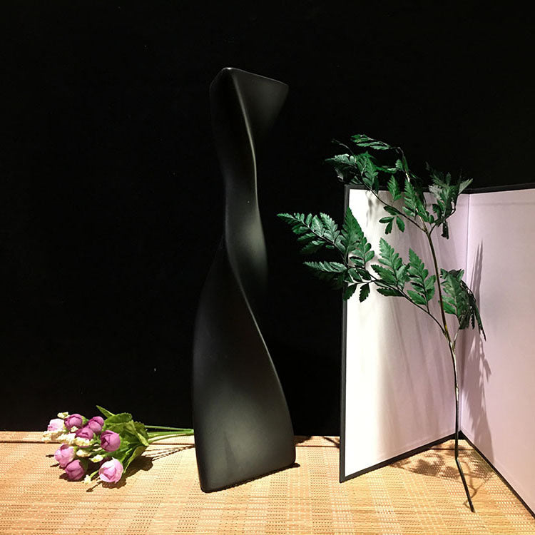 Ceramic Vase Decoration