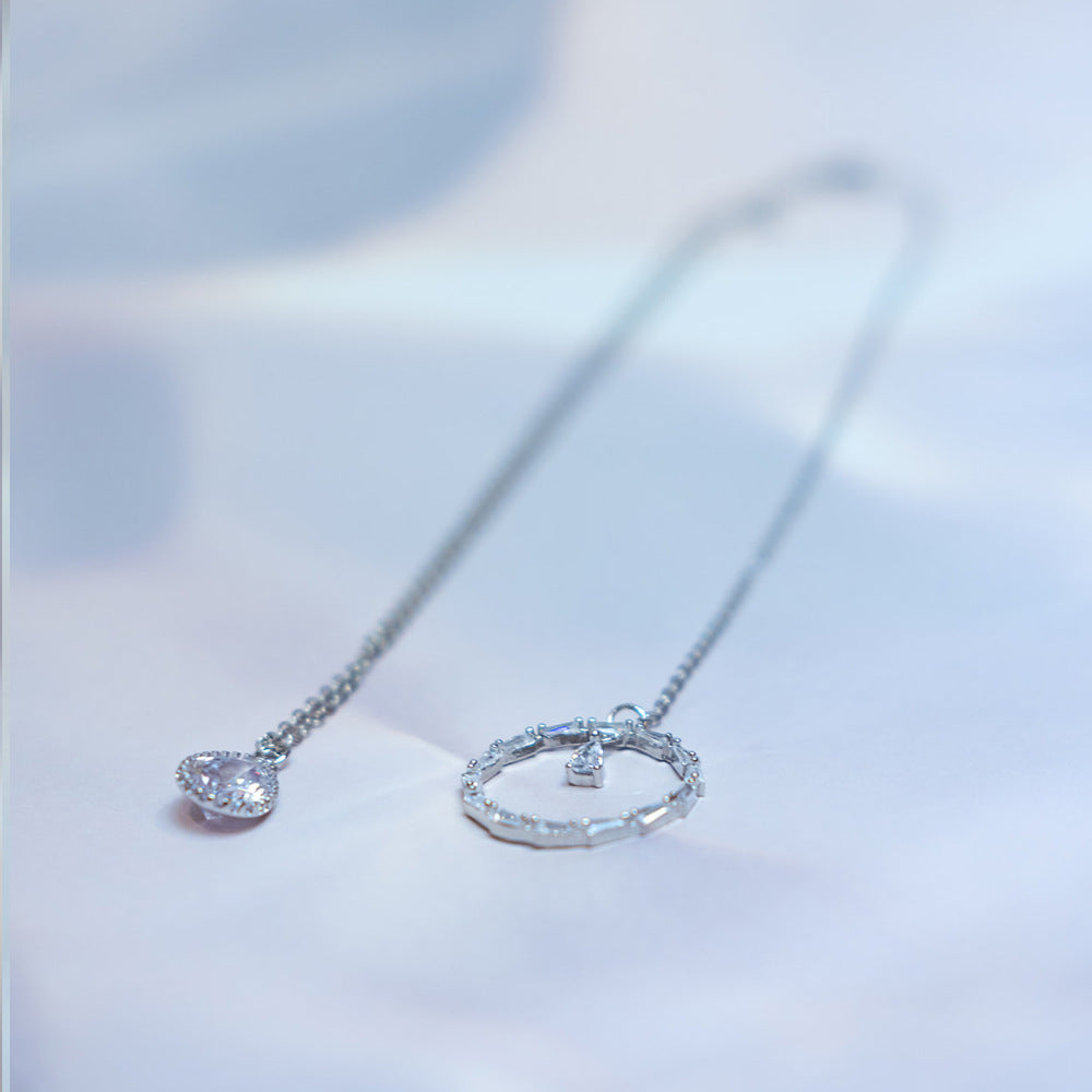Droplet Back Necklace