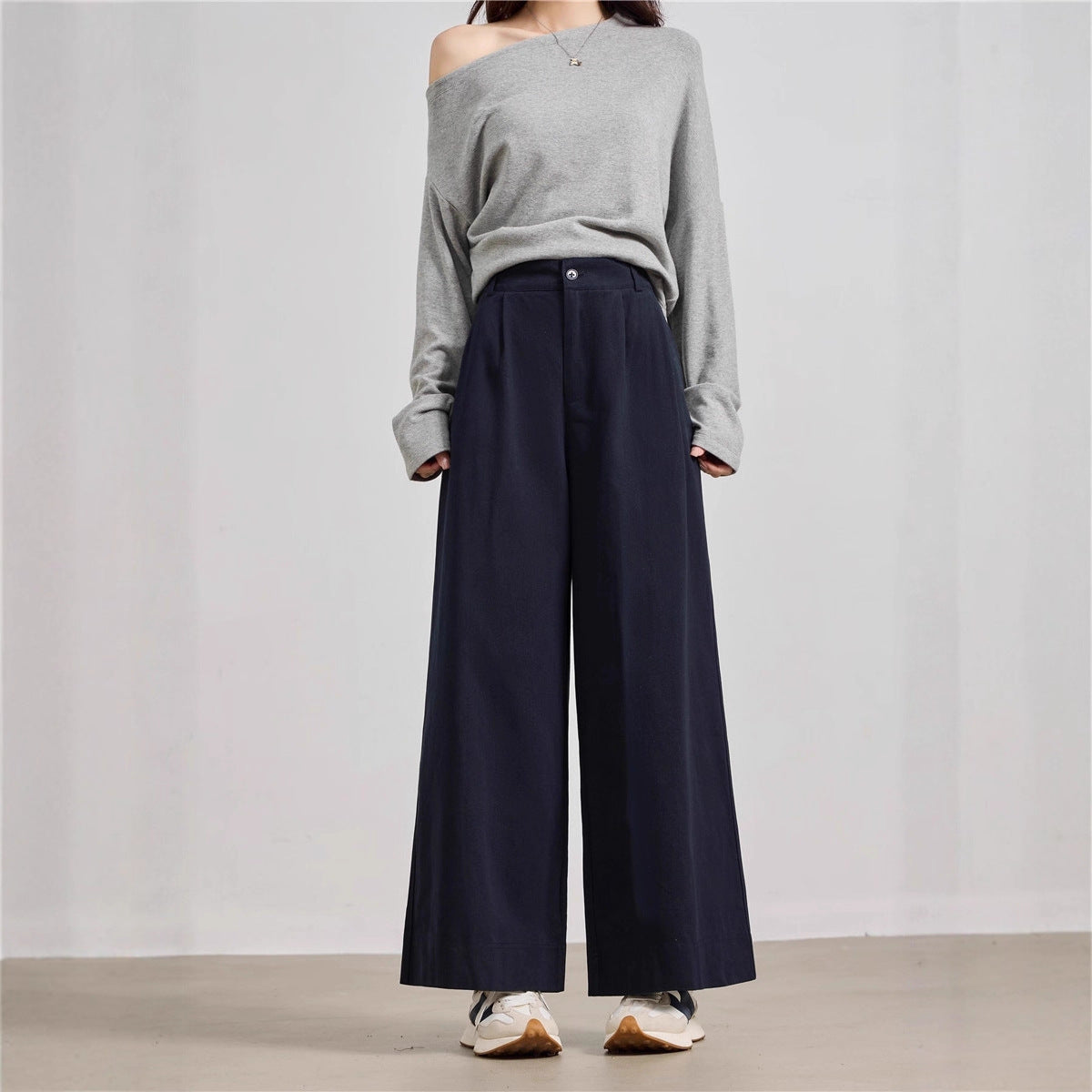 Blanc Casual Pleated Pants